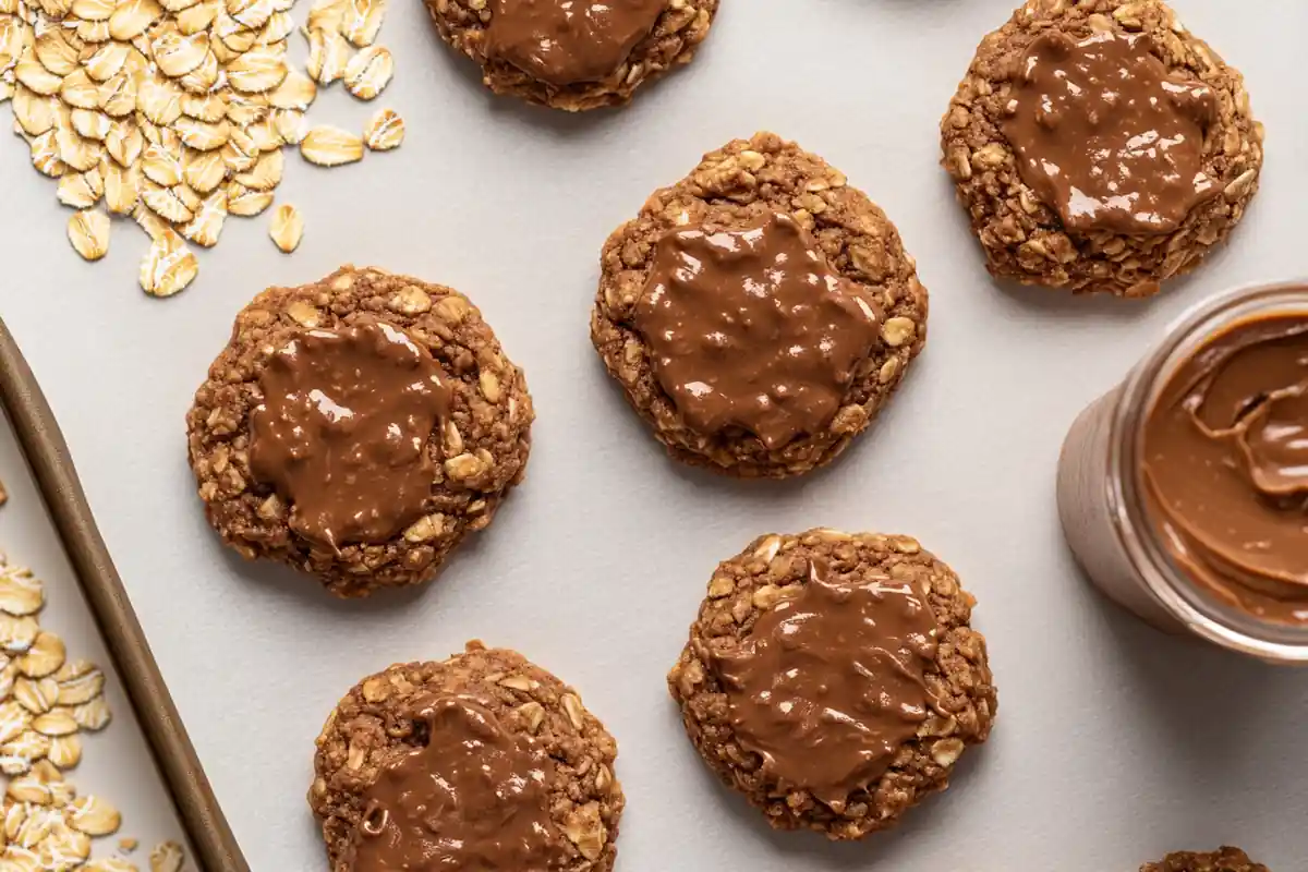 Perfectly set no bake oatmeal cookies with oats and cocoa powder